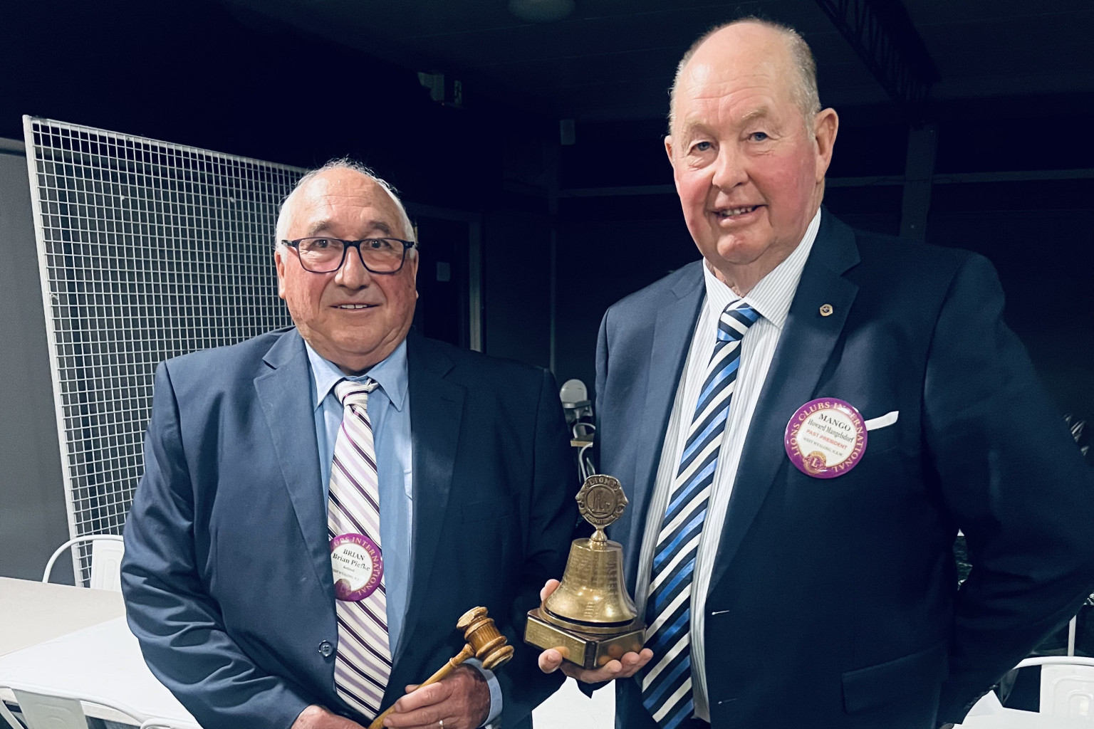 NEW PRESIDENT: West Wyalong Lions outgoing President Brian Piefke formally passed on his duties to incoming President Howard Mangelsdorf. Photo supplied.