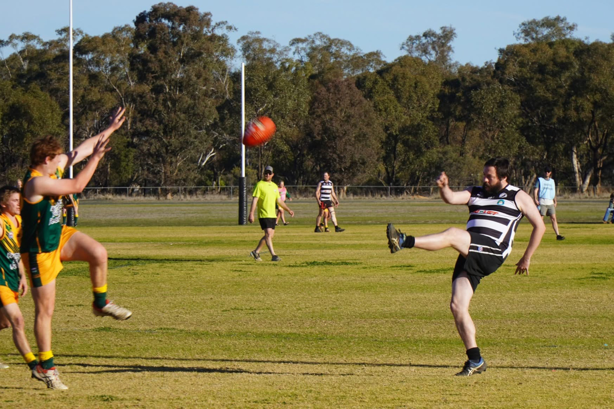 CLEARANCE KICK: The Tulli Grasshopper defenders made life difficult for the Ungarie forward line last weekend. Photo Colleen Robb.